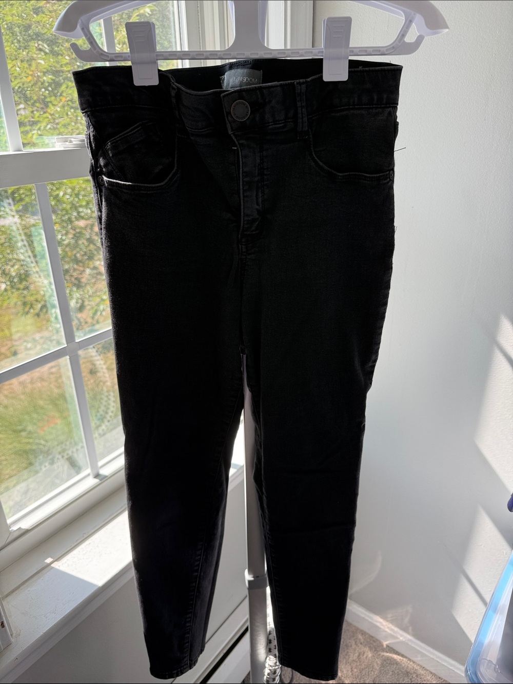 Wit & Wisdom Black Stretch Skinny Jeans